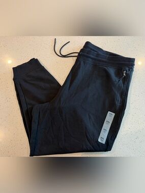 Old Navy Women’s Black Fleece Joggers, XXL